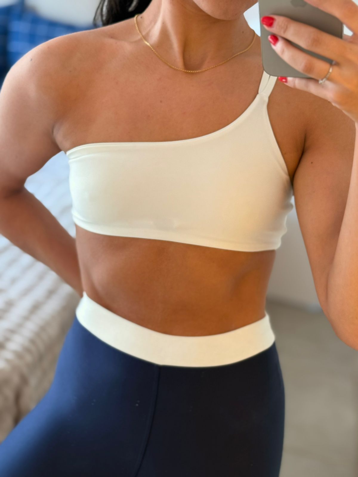 Conjunto Serena — Off-white e azul-marinho — foto 2